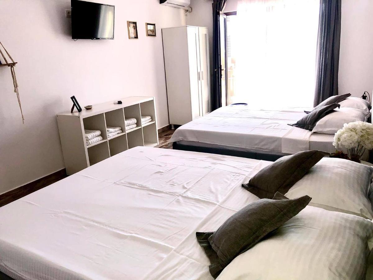 Mustaciosul Dunarii Hotel เอเชลนิทซา ภายนอก รูปภาพ