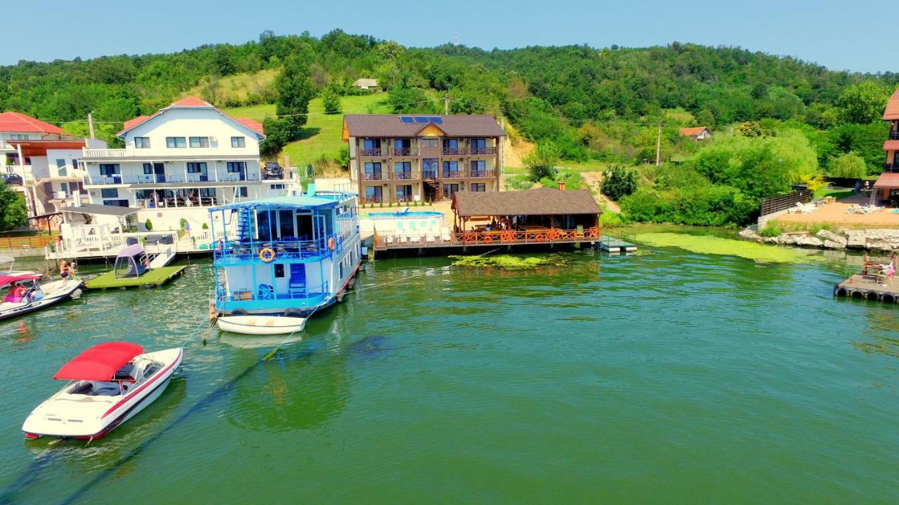 Mustaciosul Dunarii Hotel เอเชลนิทซา ภายนอก รูปภาพ