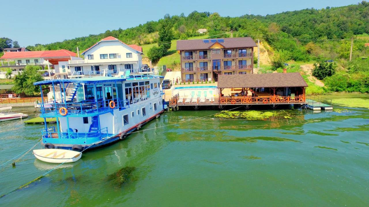 Mustaciosul Dunarii Hotel เอเชลนิทซา ภายนอก รูปภาพ