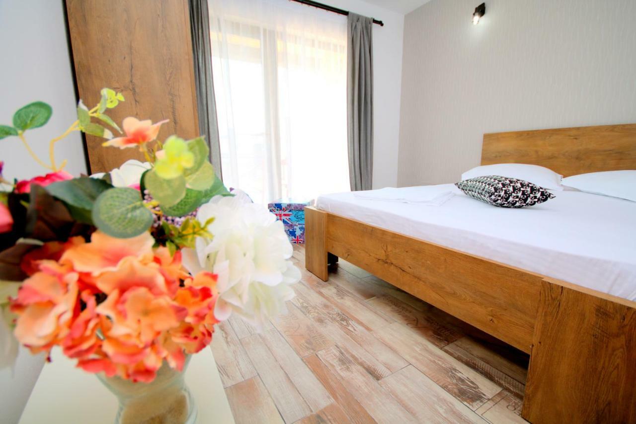 Mustaciosul Dunarii Hotel เอเชลนิทซา ภายนอก รูปภาพ
